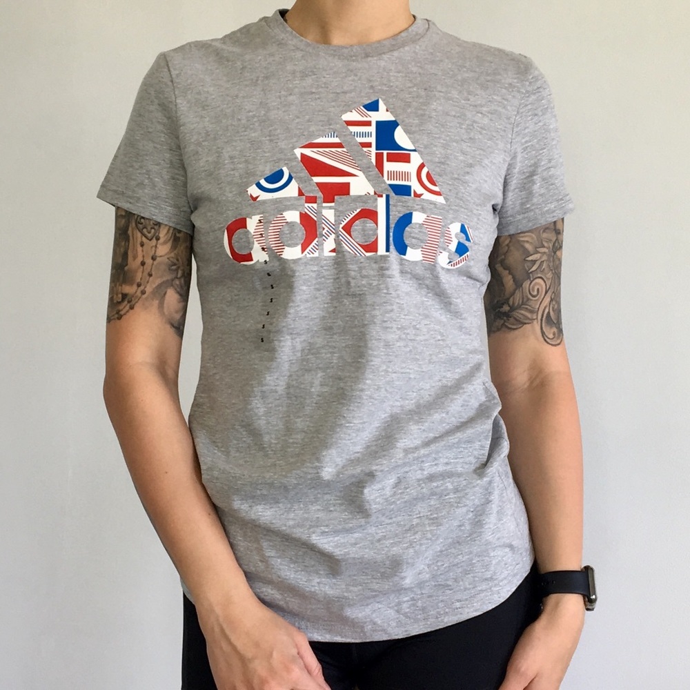 ADIDAS The Go-To Tee Grey White 3 Stripes SM